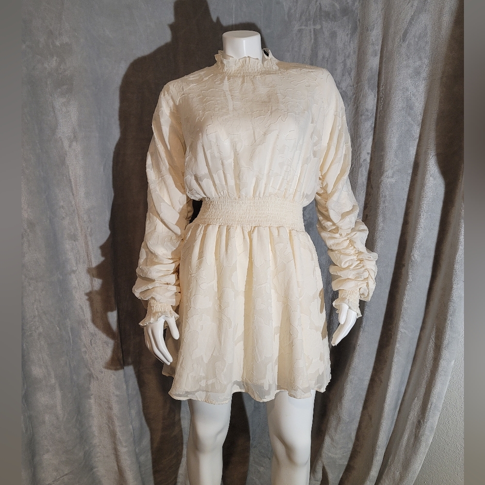 🚨REDUCED!! Flowered Elegance